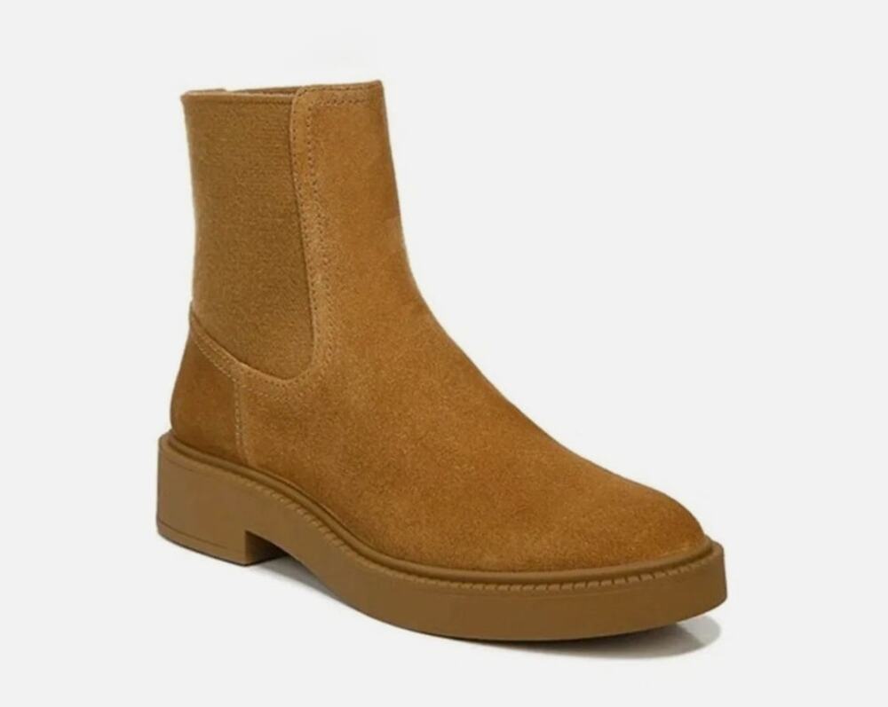 Vince Kegan Chelsea Ankle Boots Camel Suede Size 7 US Pre-Loved Water Repellant